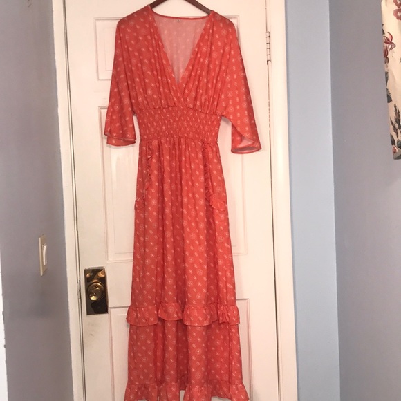 Dresses & Skirts - Maxi Dress